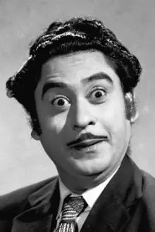 Kishore Kumar como: Himself / Jailor / Constable Kishori Lal / Constable Rafat Lal / Gypsy