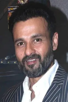 Rohit Roy como: ACP Samir sinha