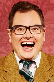 Alan Carr como: Self - Presenter