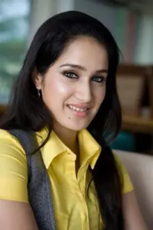 Sagarika Ghatge como: Maya Singh