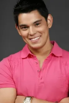 Richard Gutierrez como: Antonio de la Cruz Pelaez / Zorro