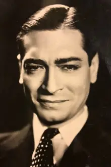 Carlos Casaravilla como: Velasco