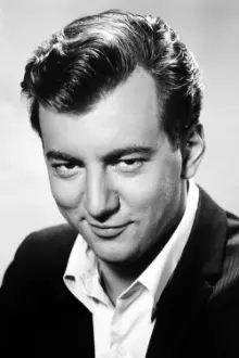 Bobby Darin como: Pvt. J.J. Corby