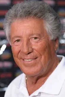 Mario Andretti como: Ele mesmo