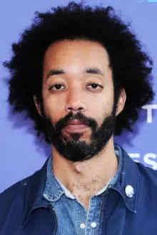 Wyatt Cenac como: Ele mesmo