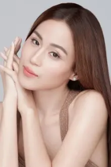 Toni Gonzaga como: Monaliza " Onay" Dimaano / Anna Joy Romualdez