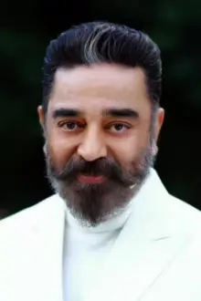 Kamal Haasan como: Veerasekaran Senapathy