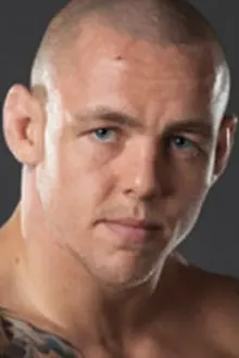 Ross Pearson como: 