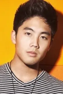 Ryan Higa como: Scratch