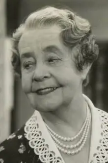 Florence Roberts como: Granny Evers