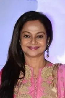 Zarina Wahab como: Mrs. Laxmi Gopal Sharma