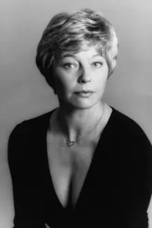 Rosemary Leach como: Laura