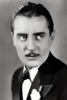 John Gilbert como: Gunner Smith