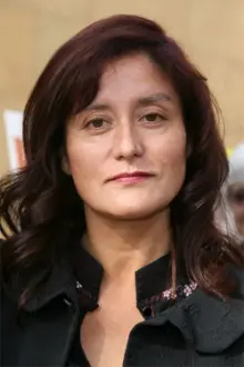 Catalina Saavedra como: Atenea Martínez