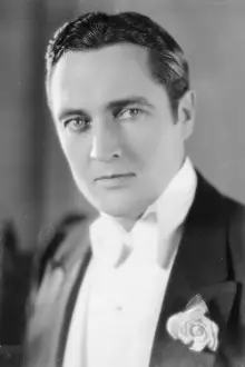 Edmund Lowe como: King Solomon