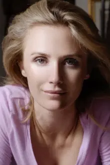 Jennifer Siebel Newsom como: Pooty