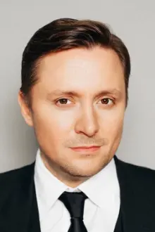 Артём Михалков como: Vadim