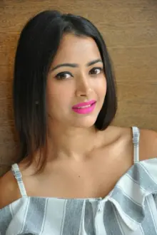 Shweta Basu Prasad como: Rani
