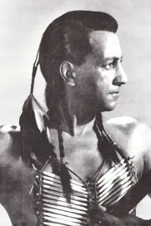 Rodd Redwing como: Chief Arrowhead