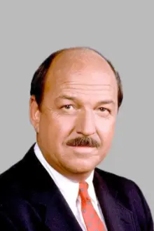 Gene Okerlund como: Gene Okerlund