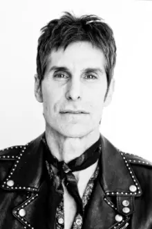 Perry Farrell como: Ele mesmo