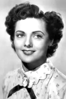 Mary Ellen Kay como: Carol Hines