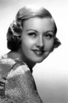 Evalyn Knapp como: Betty Marshall