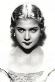 Lilyan Tashman como: Goldie Devere