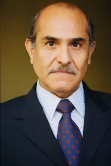 Joaquín Garrido como: Hernán Salas