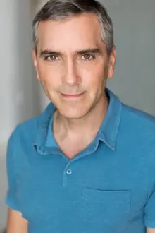 Scott Lowell como: Ian