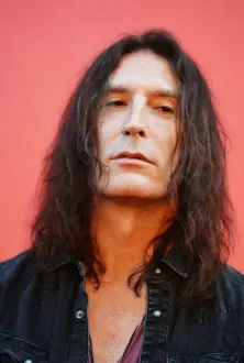 Sean Kinney como: Stanley Eisen