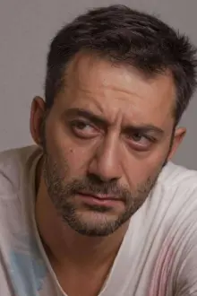 Filippo Timi como: Massimo Viviani