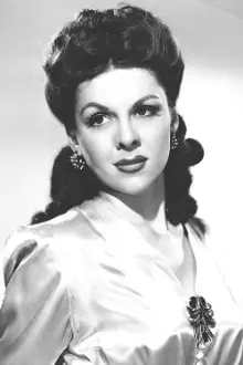 Ruth Ford como: Janet Devon