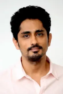 Siddharth como: Arjun Balakrishnan