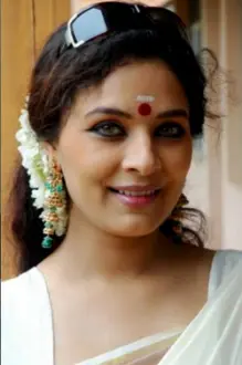 Sharbani Mukherji como: Menaka