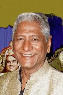 Rajendra Gupta como: Aslam