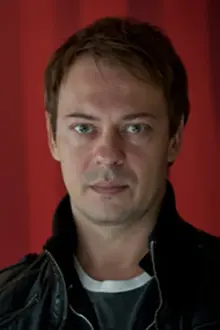 Goran Jevtić como: Mirko