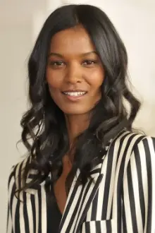 Liya Kebede como: Maryam