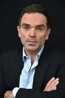 Yann Moix como: Self - Guest