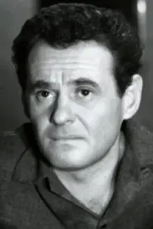 Bronisław Pawlik como: Italian Prisoner