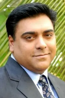 Ram Kapoor como: Deshraj Diwan (Ritu's father)