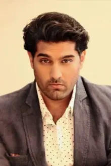 Kunaal Roy Kapur como: 