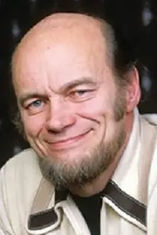 Spede Pasanen como: Härski Hartikainen