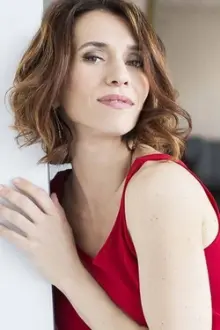 Teresa Saponangelo como: Sara