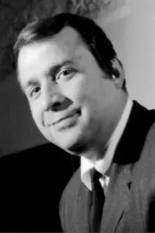 Bruno Rey como: Juan Galván