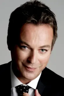 Julian Clary como: 