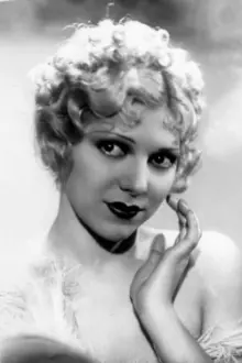 Thelma White como: Helen Lloyd