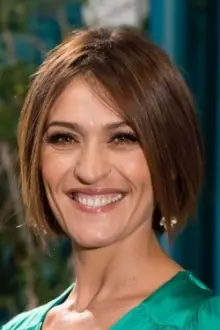 Fátima Lopes como: Host