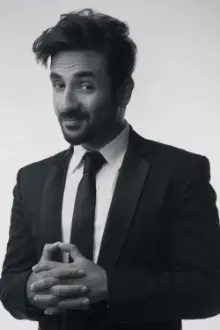 Vir Das como: Rohan Mehra