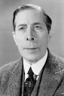 George Arliss como: François Rothschild aka The Guv'nor